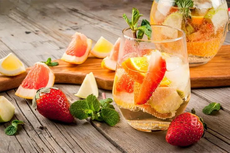 What is a &#8220;Mocktail&#8221;:  the most popular recipes