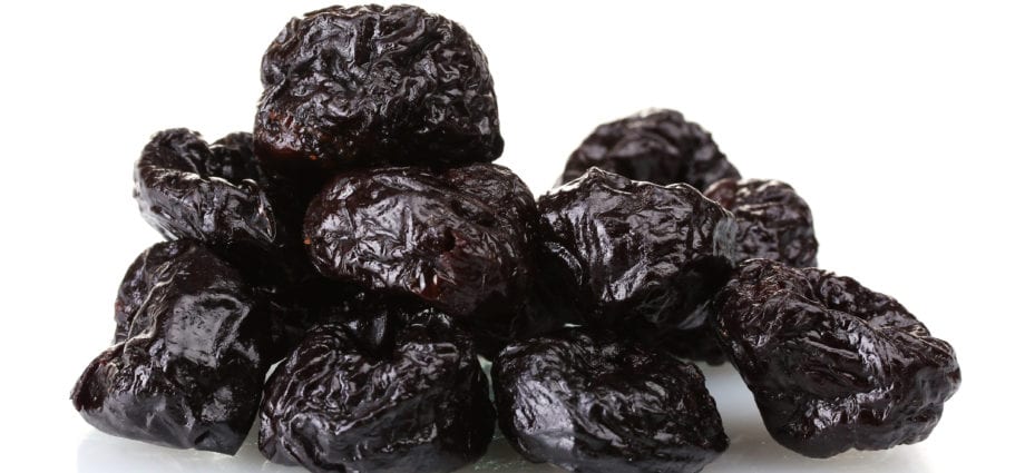 Abinci akan prunes, kwana 4, -3 kg