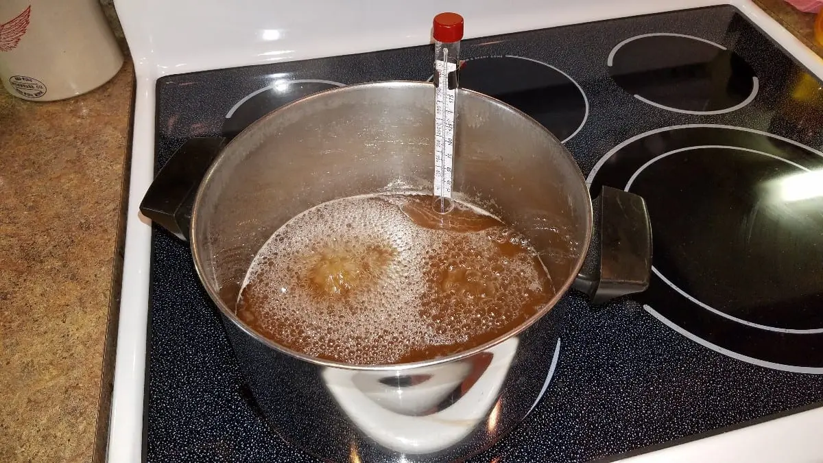 How long maple syrup to cook?