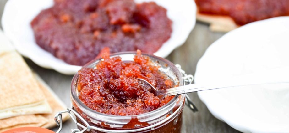 How long quince jam to cook?