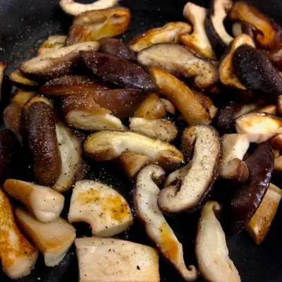 How long shiitake to cook?