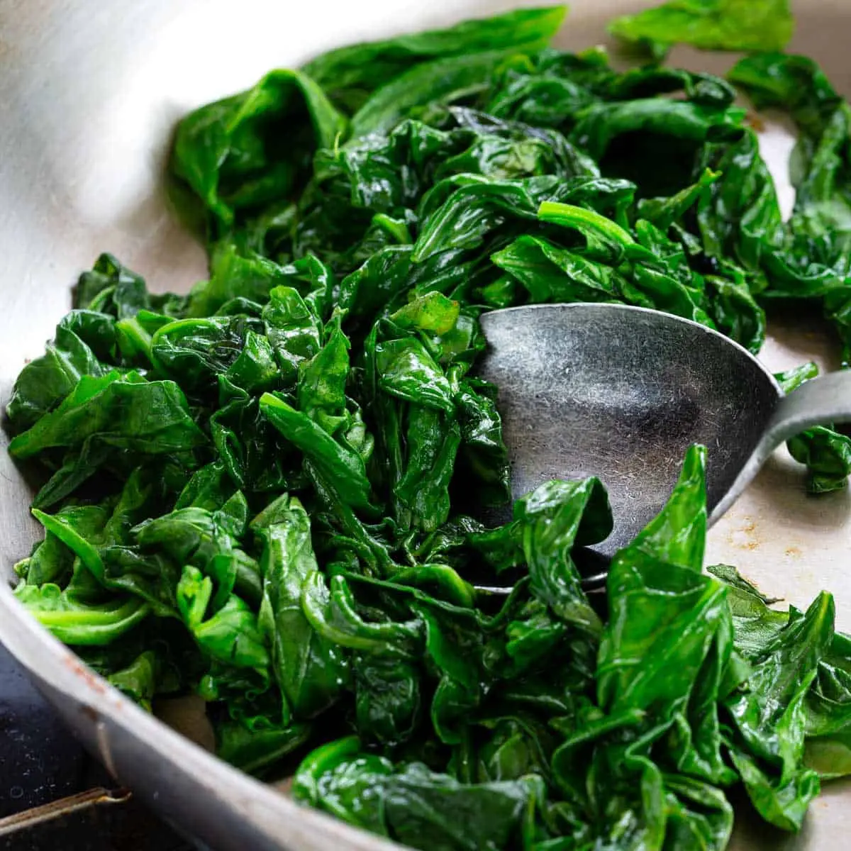 How long spinach to cook?