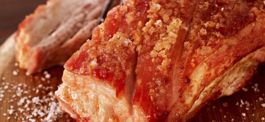 چه مدت می توان معده گوشت خوک را پخت؟