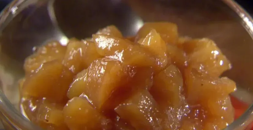 How long to cook apple compote?