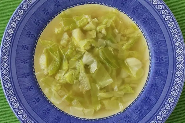 How long to cook cabbage broth?