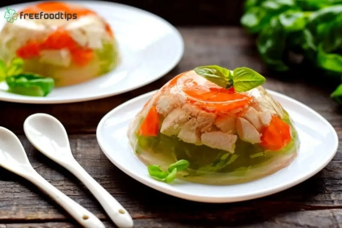 How long to cook chicken aspic?