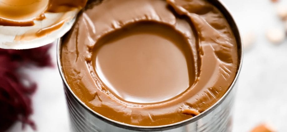 How long to cook condensed milk from milk?