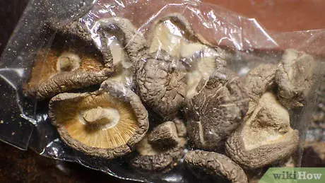 How long to cook dried mushrooms?