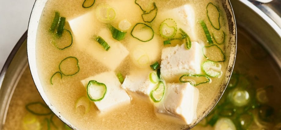 How long to cook miso soup?