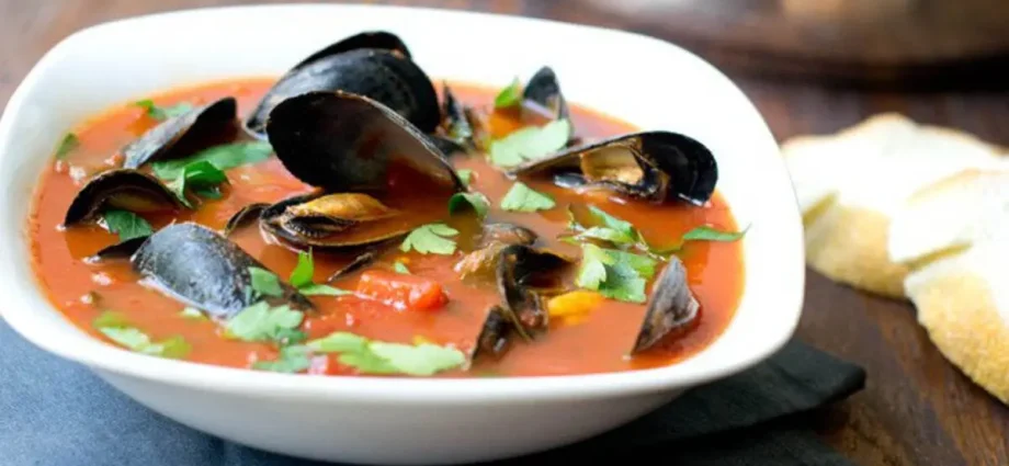 How long to cook mussel soup?