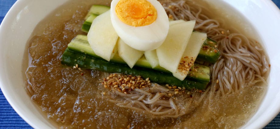 How long to cook nengmyeon soup?