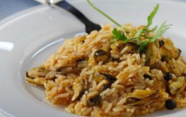 How long to cook pilaf with mussels?