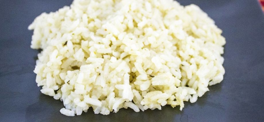 How long to cook rice with broth?