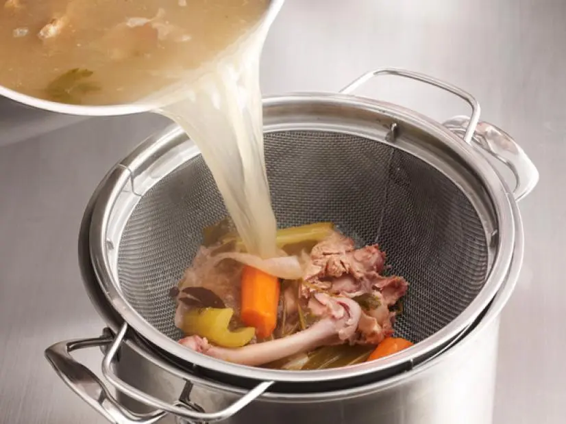 How long to cook turkey broth?