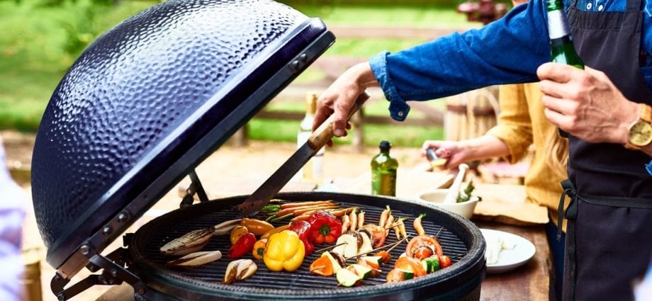 How to cook a barbecue properly?