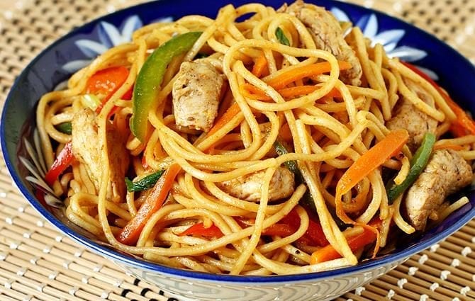 How to cook chicken noodles