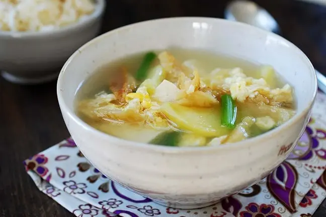 How to cook pollock fish soup?