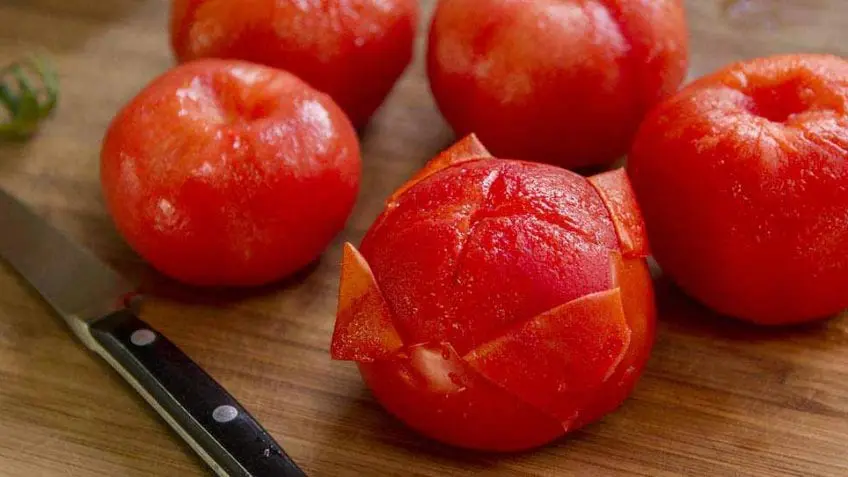 How to peel tomatoes