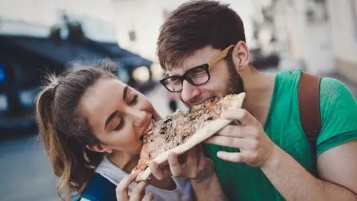 In Ireland, you can eat pizza and get 500 euros for it