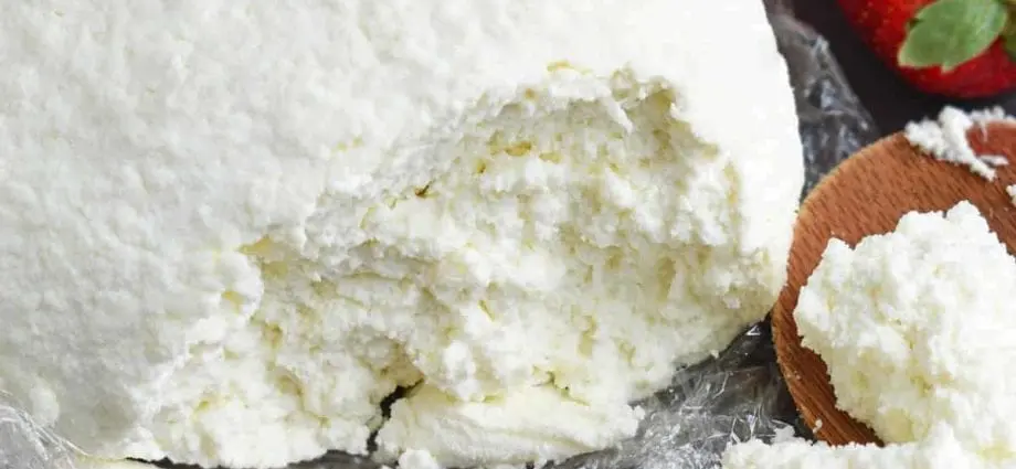 Low fat cottage Cheese &#8211; calorie content and chemical composition