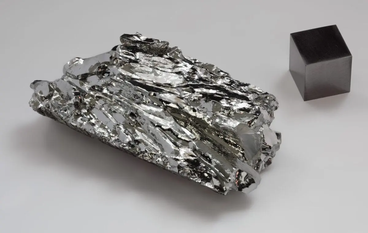 Molybdenum (Mo)