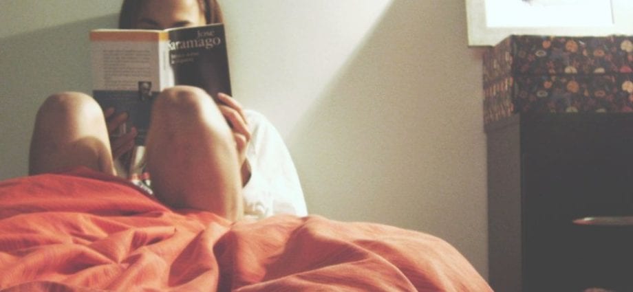 睡前读书的意想不到的好处