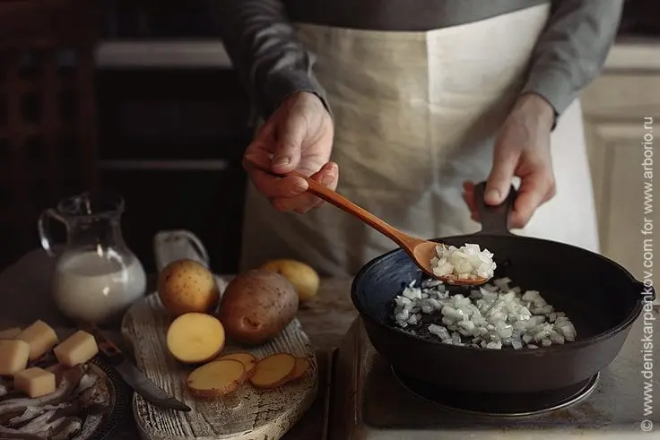 Why does food stick to the pan