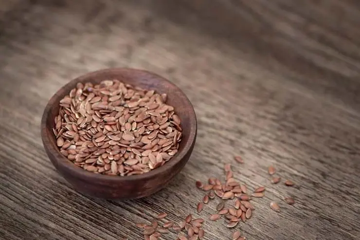 Make your waist: how to use flax seeds for weight loss