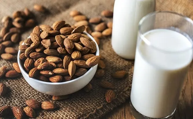 10 reasons why you should switch to nut &#8220;milk&#8221;