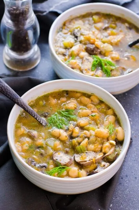 Bean soup with mushrooms