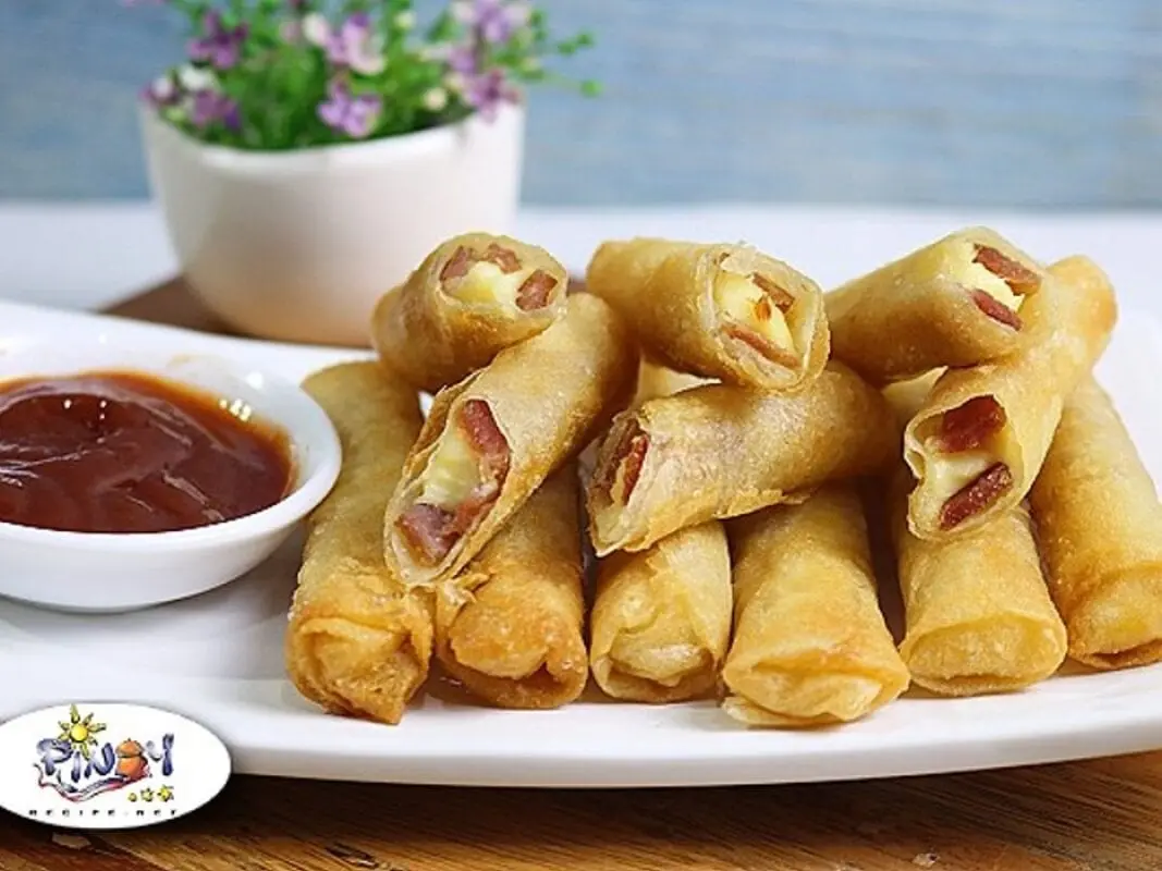 Cheese sticks with ham