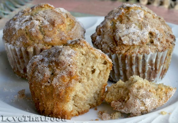 Cottage cheese and oatmeal muffins