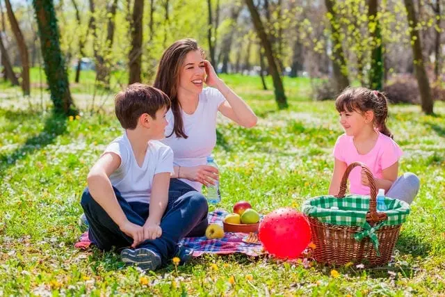 Детский пикник: безопасно, весело и вкусно