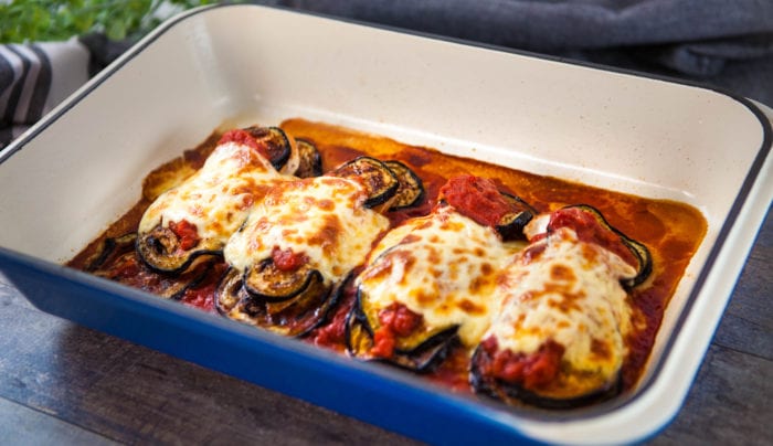 Eggplant and chicken fillet casserole