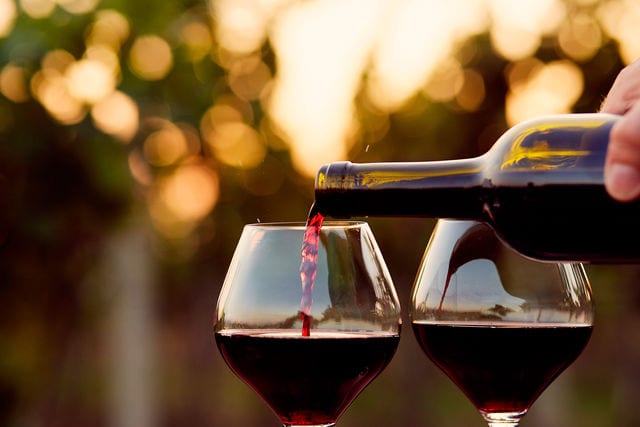 Экзотика в бокале: самые популярные вина ЮАР