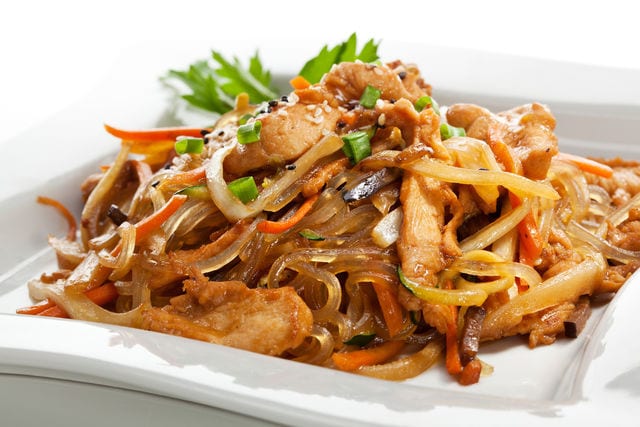 Китайская кухня: пять популярных рецептов лапши