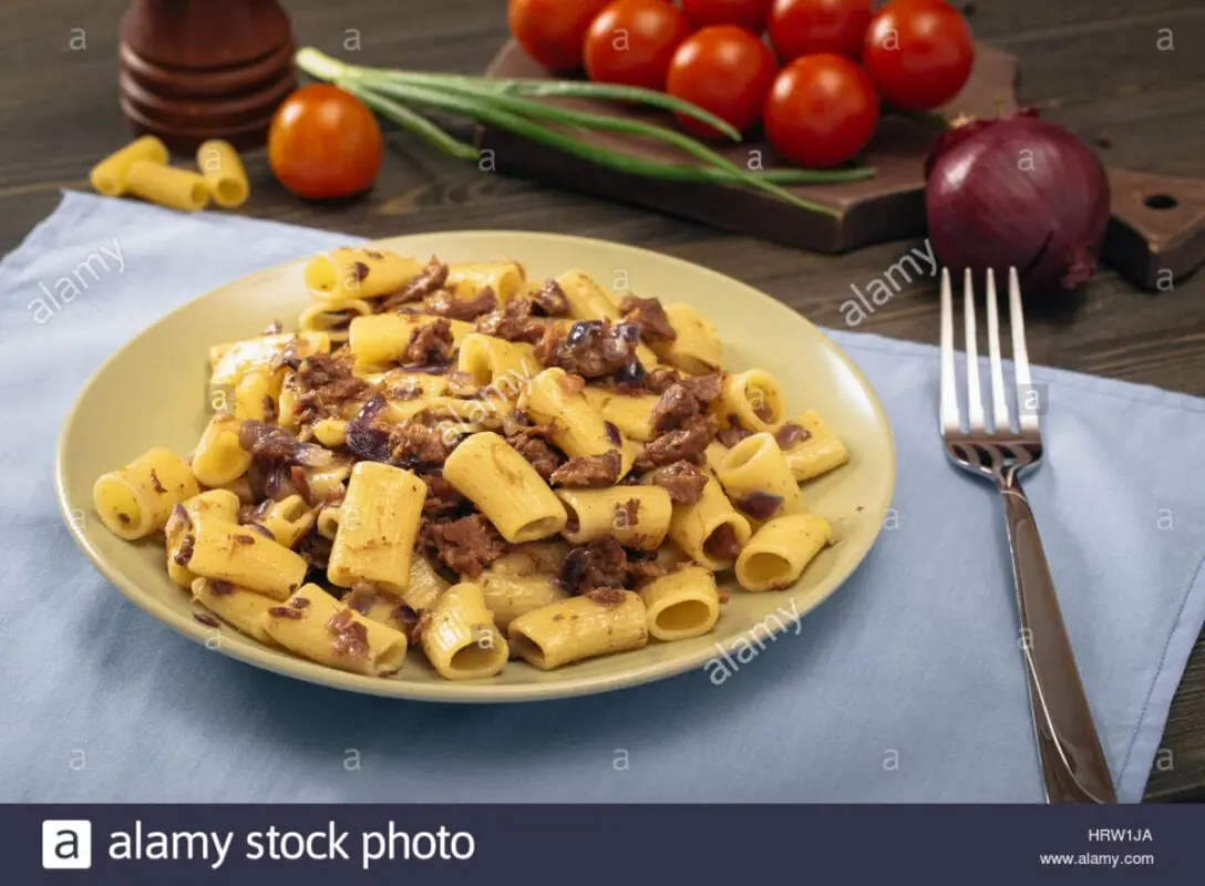 Macaroni by flotsky with stewed meat