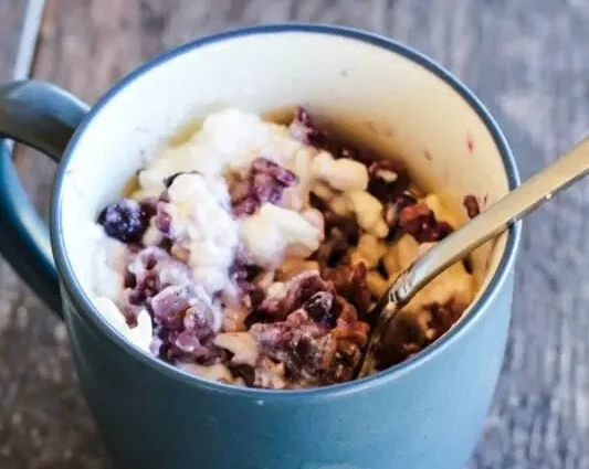 Oatmeal with cottage cheese