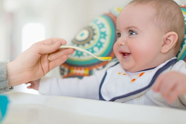 Питание малыша: какие первые овощи можно давать ребенку