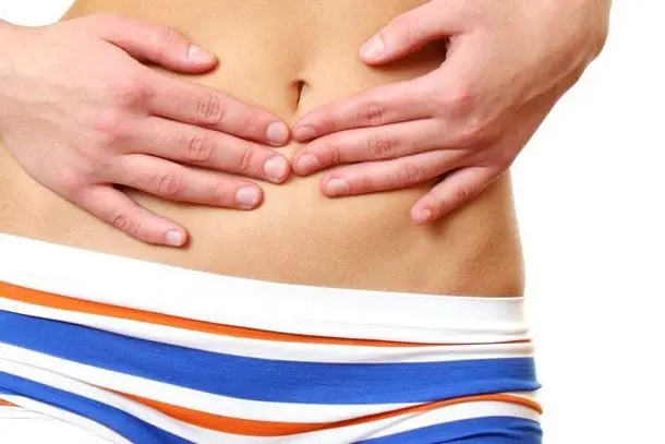 Sign of pregnancy: pulling the lower abdomen
