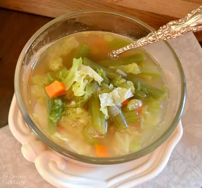 Vegetable soup with chicken broth