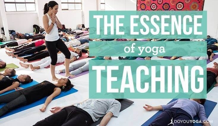 Yoga: a essência do ensino.