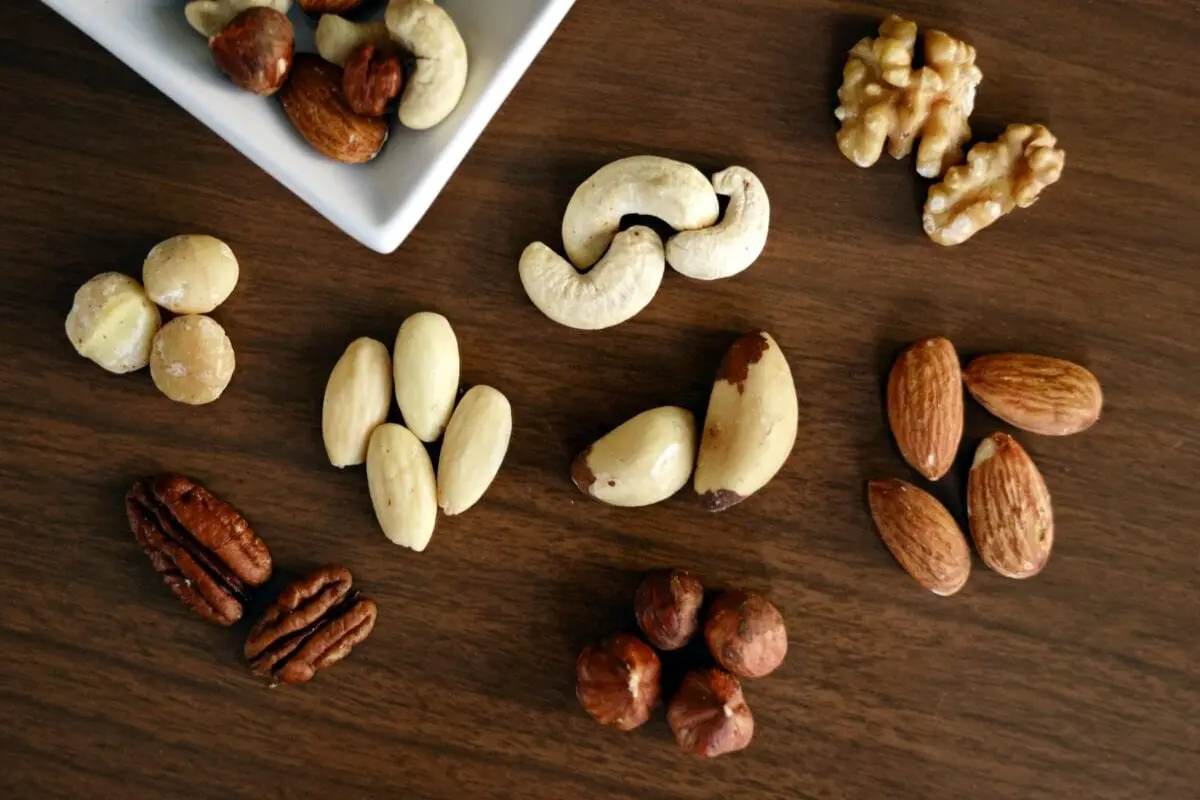 7 interesting facts about nuts and dried fruits