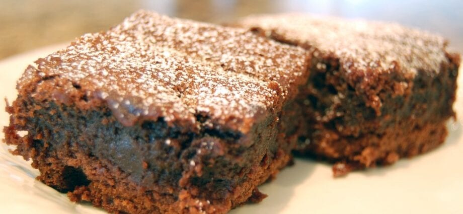 Cooking brownies: 10 best recipes from &#8220;Eat at Home&#8221;