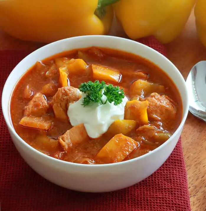 Goulash with chicken fillet