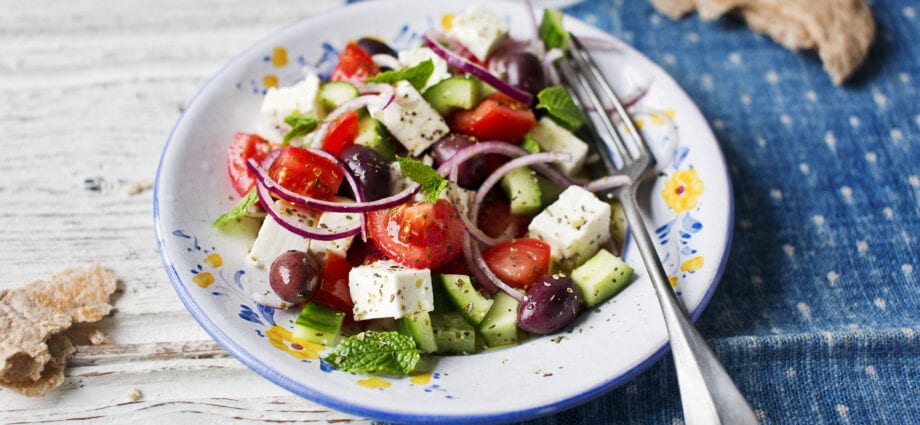 Greek salad with Fetaxa