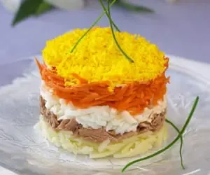 Mimosa salad with pink salmon diet