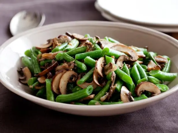 Mushrooms with beans