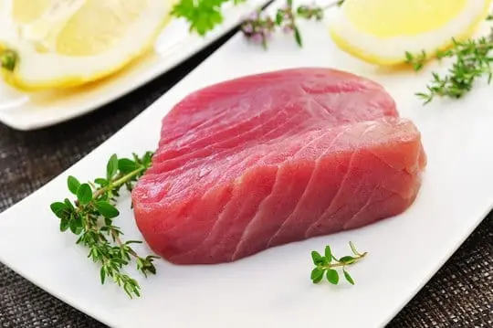 Under the sign of tuna: cooking fish steaks for every taste