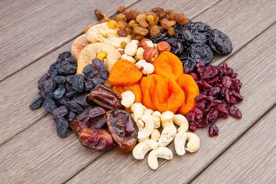 Useful supplement: nuts and dried fruits in the children&#8217;s diet